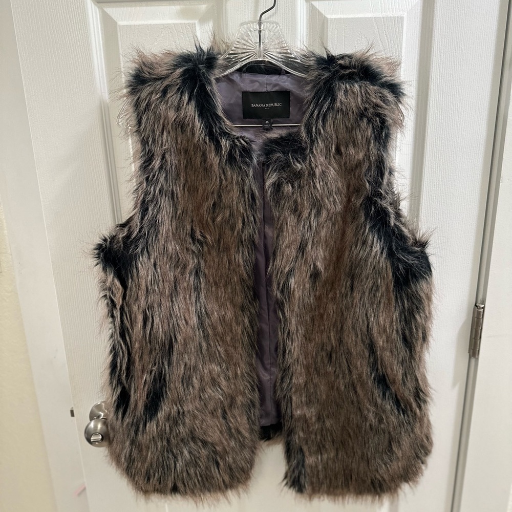 Banana republic Faux fur vest